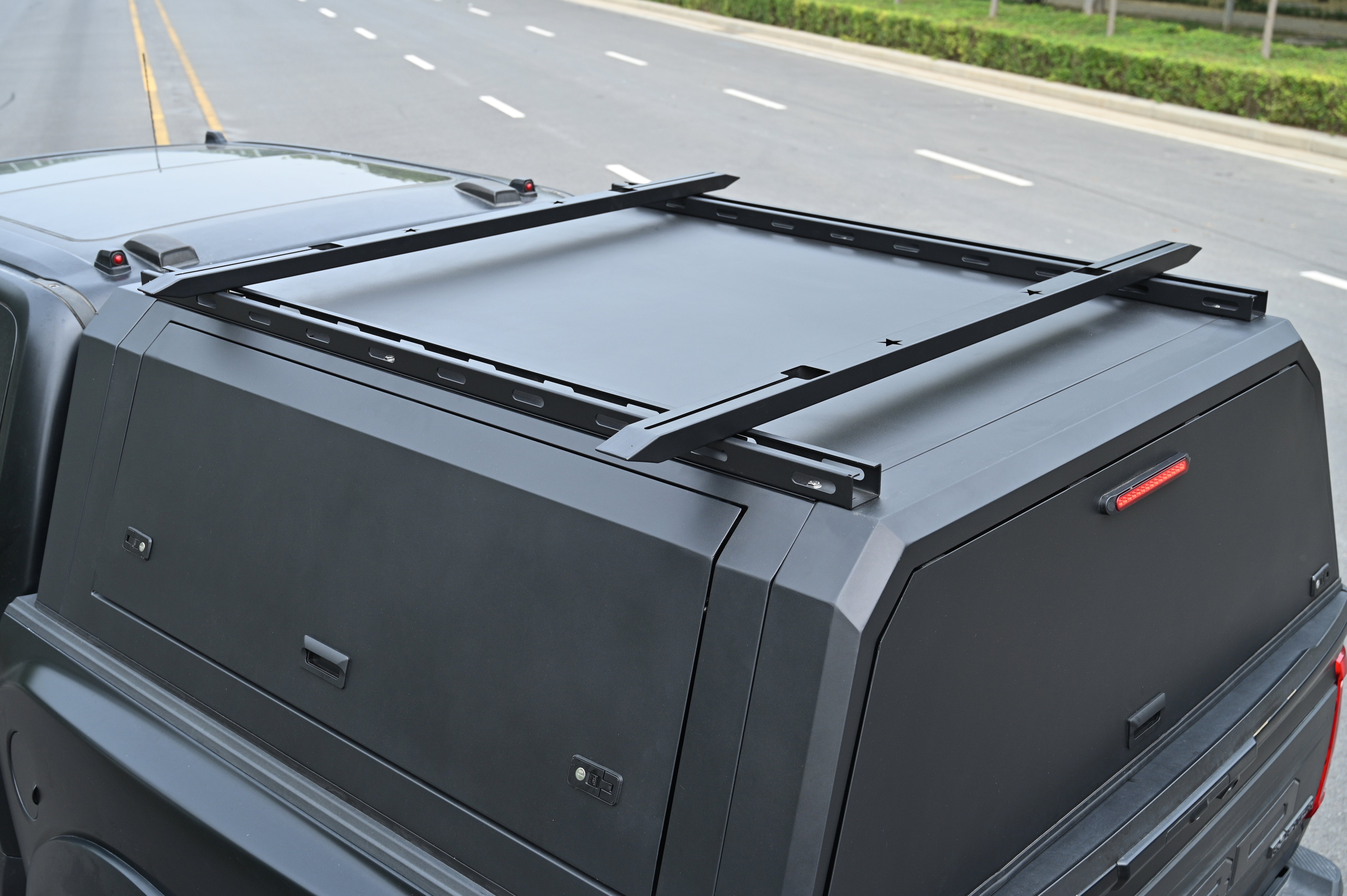 Fortress Truck Cap For Dodge