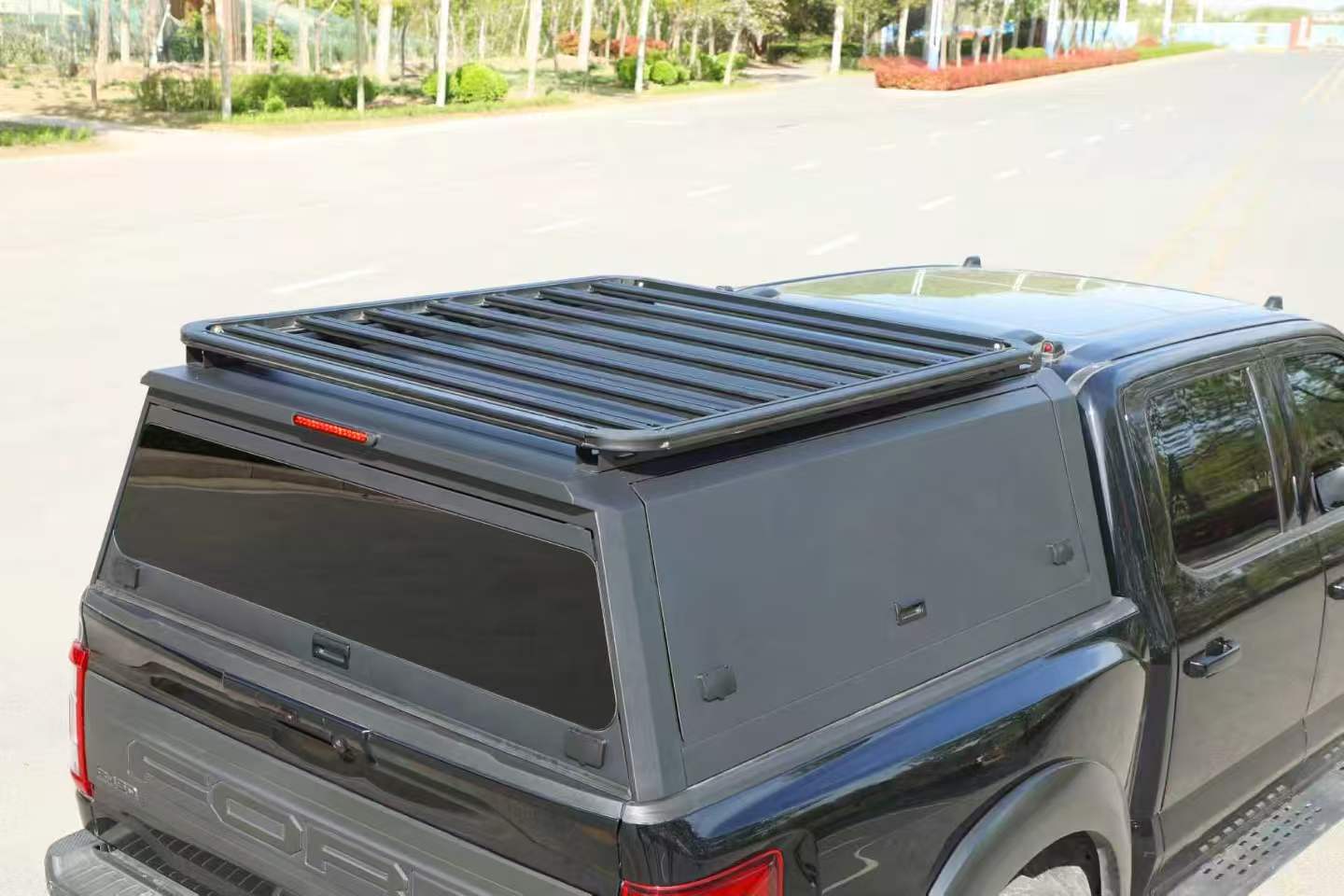 Pioneer Truck Cap For Ford