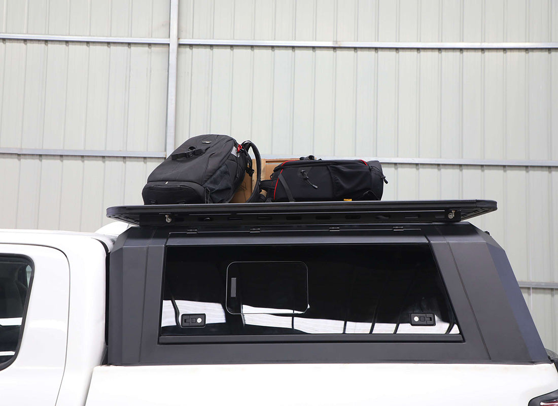 Roof-mounted Travel Platform