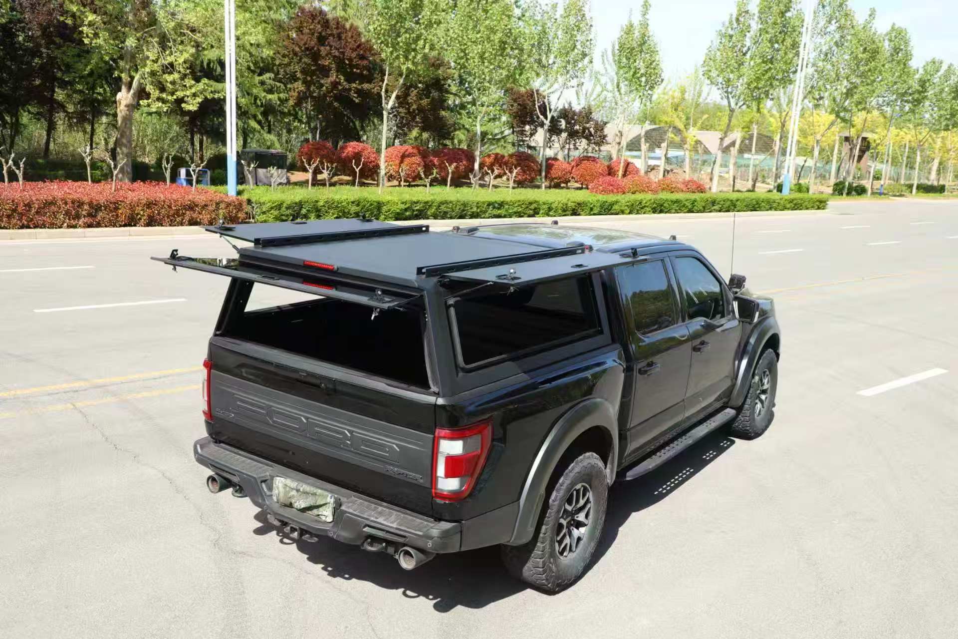 Pioneer Truck Cap For Ford