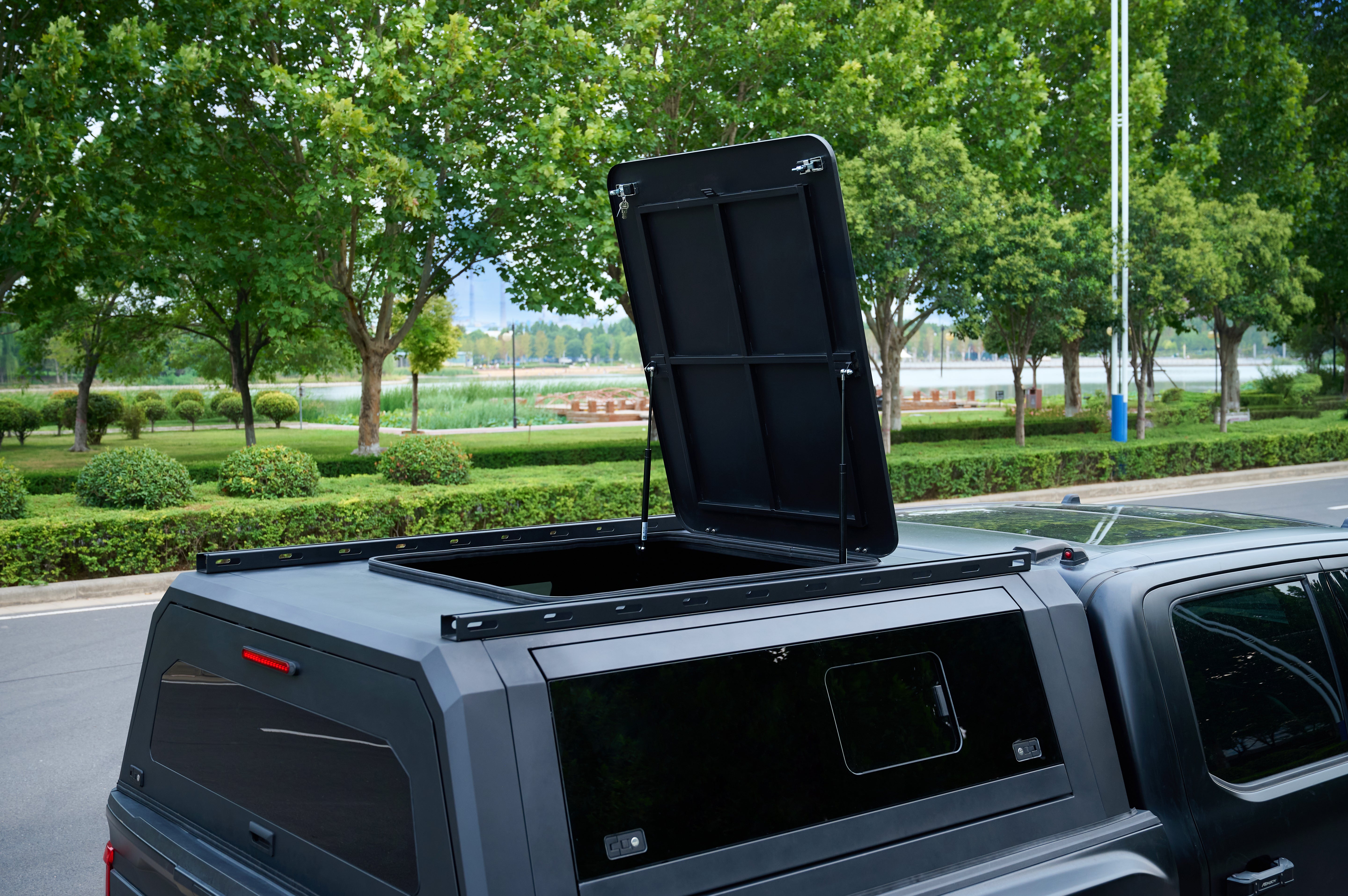 Integrated Openable Roof