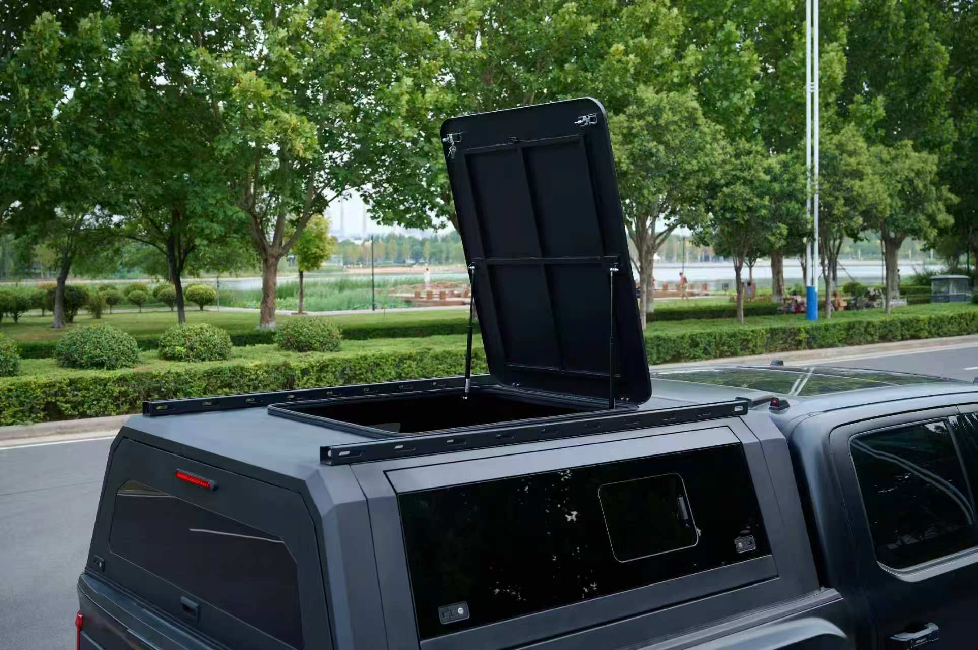 Fortress Truck Cap For Dodge