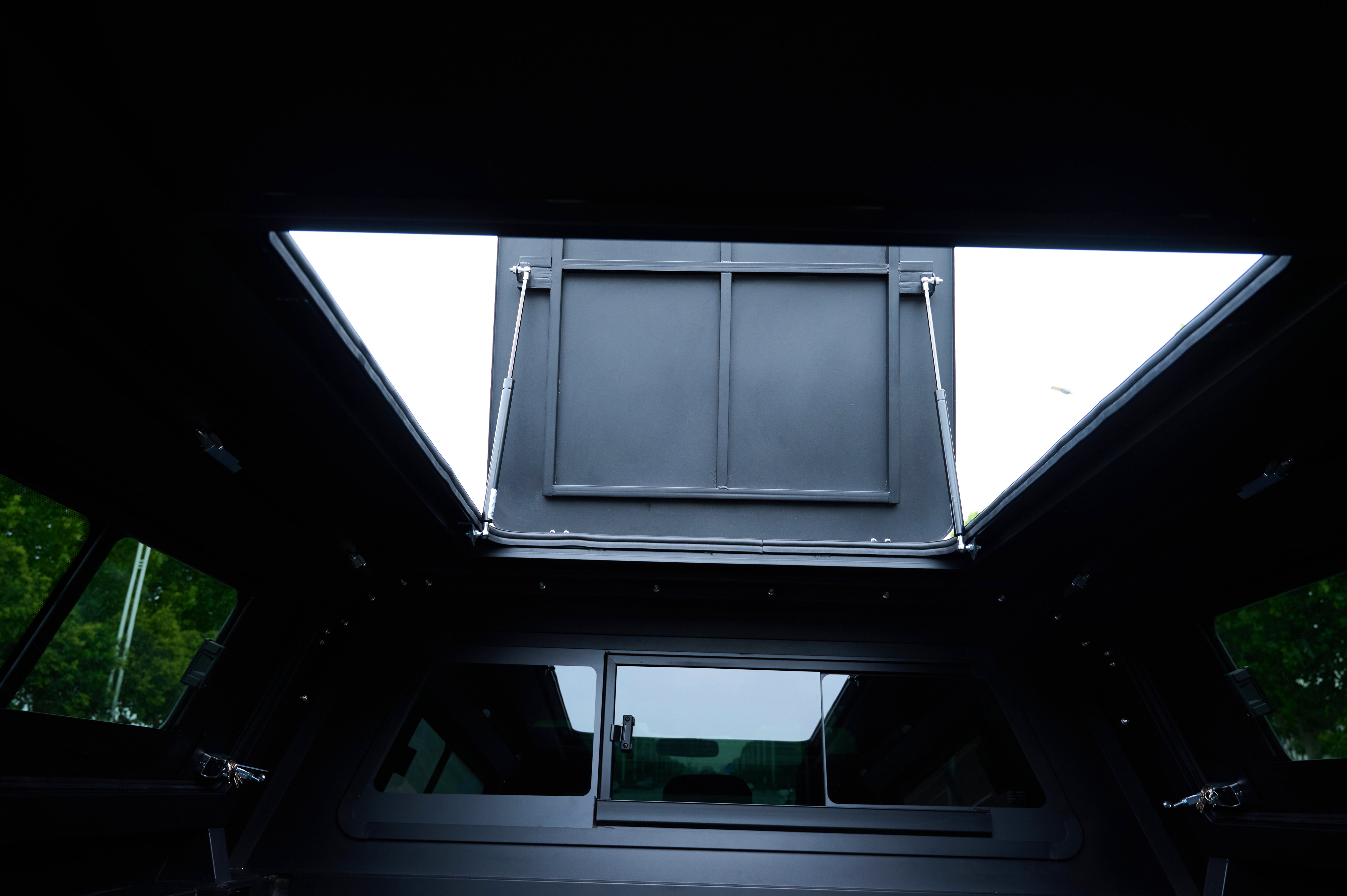 Integrated Openable Roof