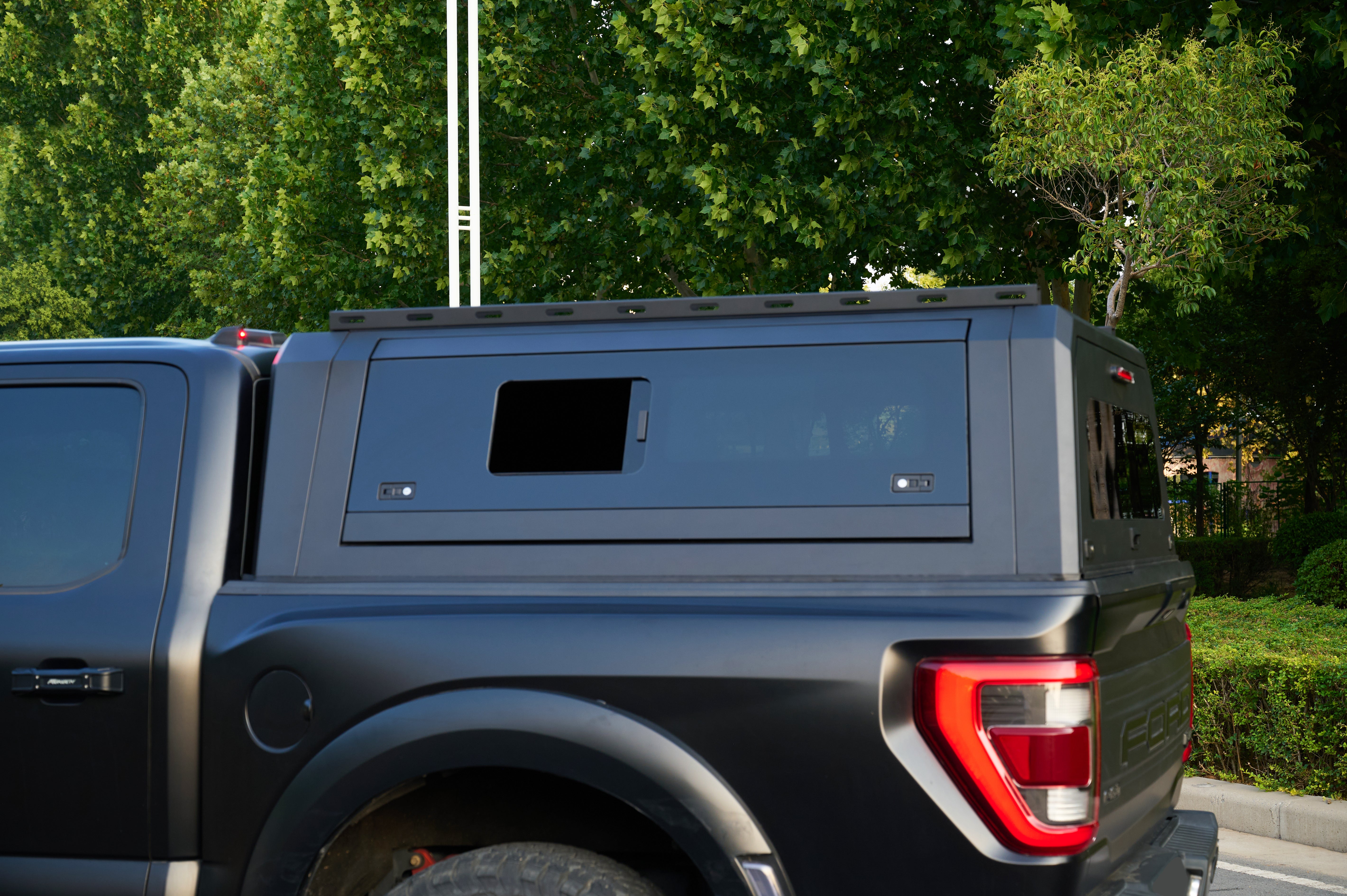 Elite Truck Cap For Chevrolet