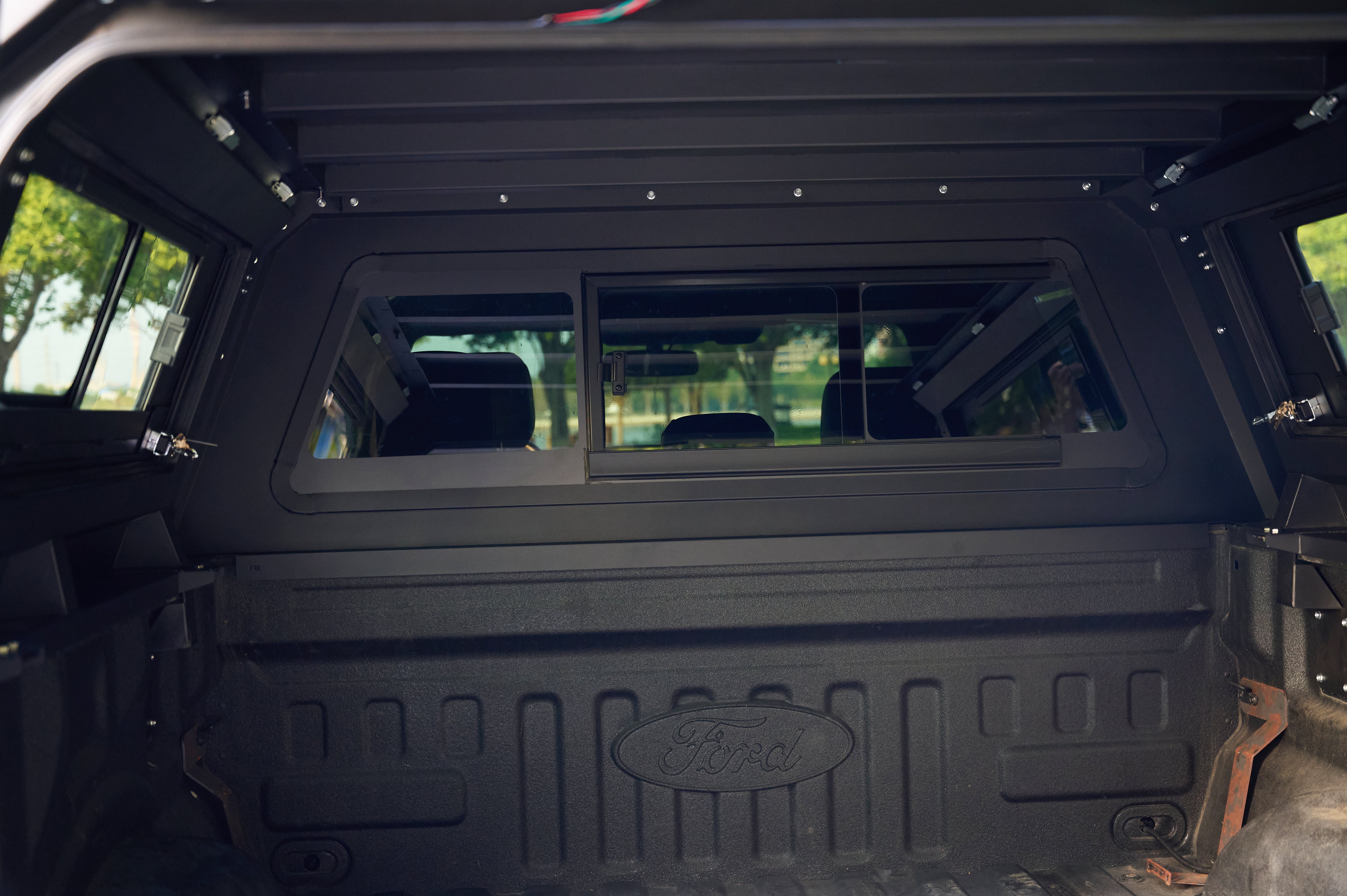 Elite Truck Cap For Chevrolet