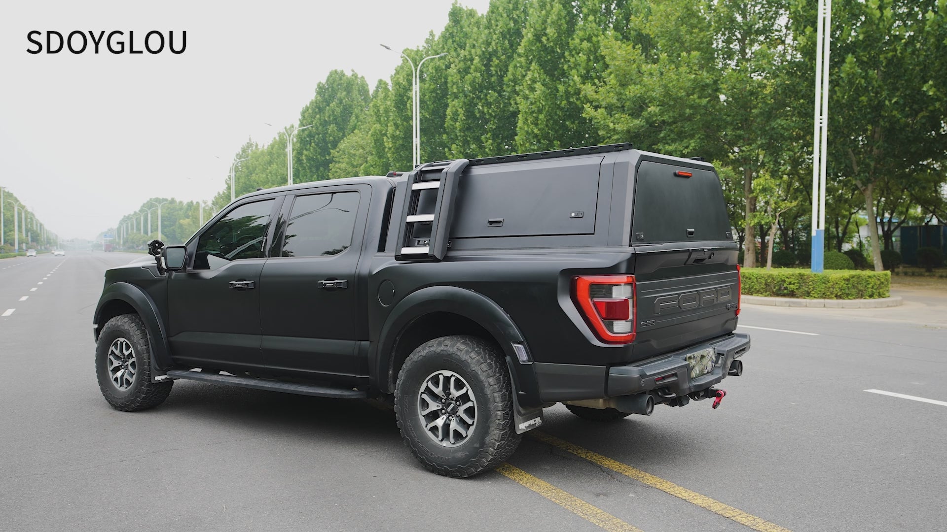 Side Folding Ladder